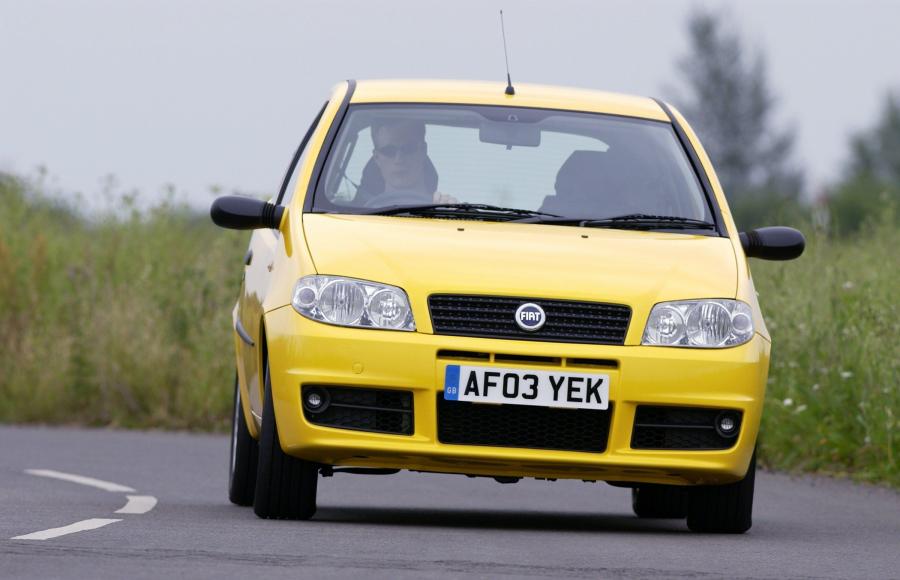  Fiat Punto 2003 года  (фото 45 из 67)